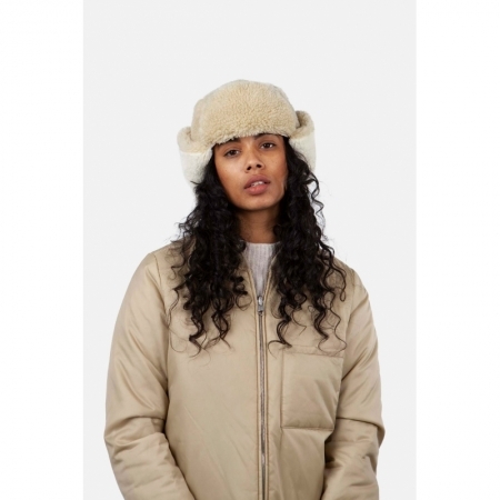  071 beige