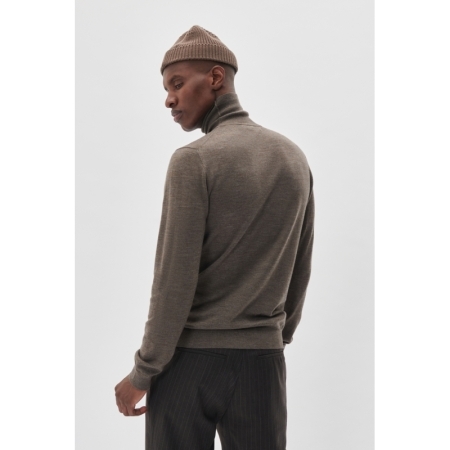 1908201 Brown S