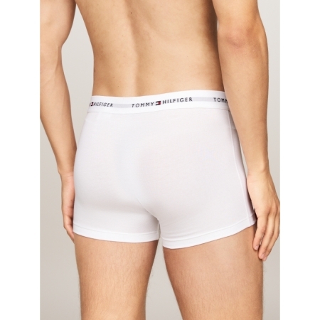 05E White/White