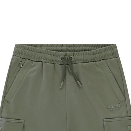 44 Moss