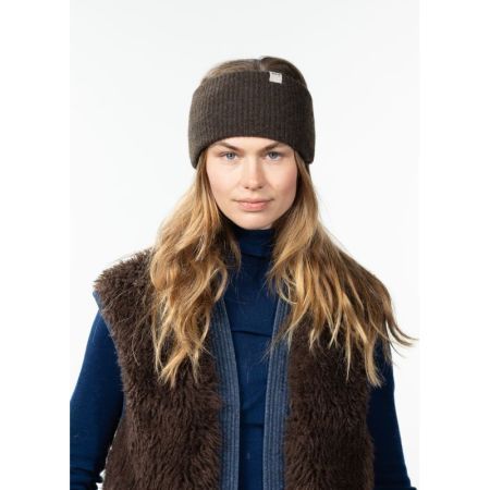 20 dark brown
